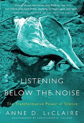 Ascoltare sotto il rumore: Il potere trasformativo del silenzio - Listening Below the Noise: The Transformative Power of Silence