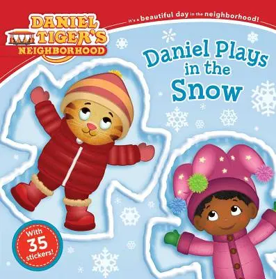 Daniel gioca nella neve - Daniel Plays in the Snow