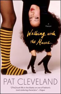A spasso con le muse: Un libro di memorie - Walking with the Muses: A Memoir