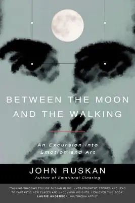 Tra la luna e il cammino - Between The Moon and The Walking