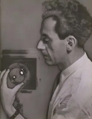 Man Ray: gli anni di Parigi - Man Ray: The Paris Years