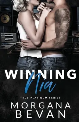 Vincere Nia: Un romanzo da rock star - Winning Nia: A Rock Star Romance