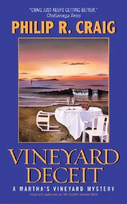 L'inganno della vigna: un mistero di Martha's Vineyard - Vineyard Deceit: A Martha's Vineyard Mystery