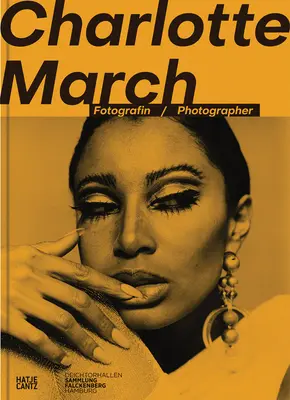 Charlotte March: Fotografo - Charlotte March: Photographer