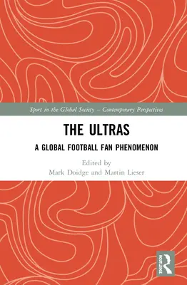 Gli Ultras: Un fenomeno globale del tifo calcistico - The Ultras: A Global Football Fan Phenomenon