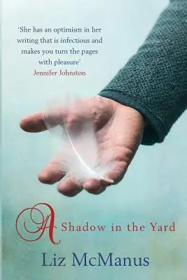 Un'ombra nel cortile - A Shadow In The Yard